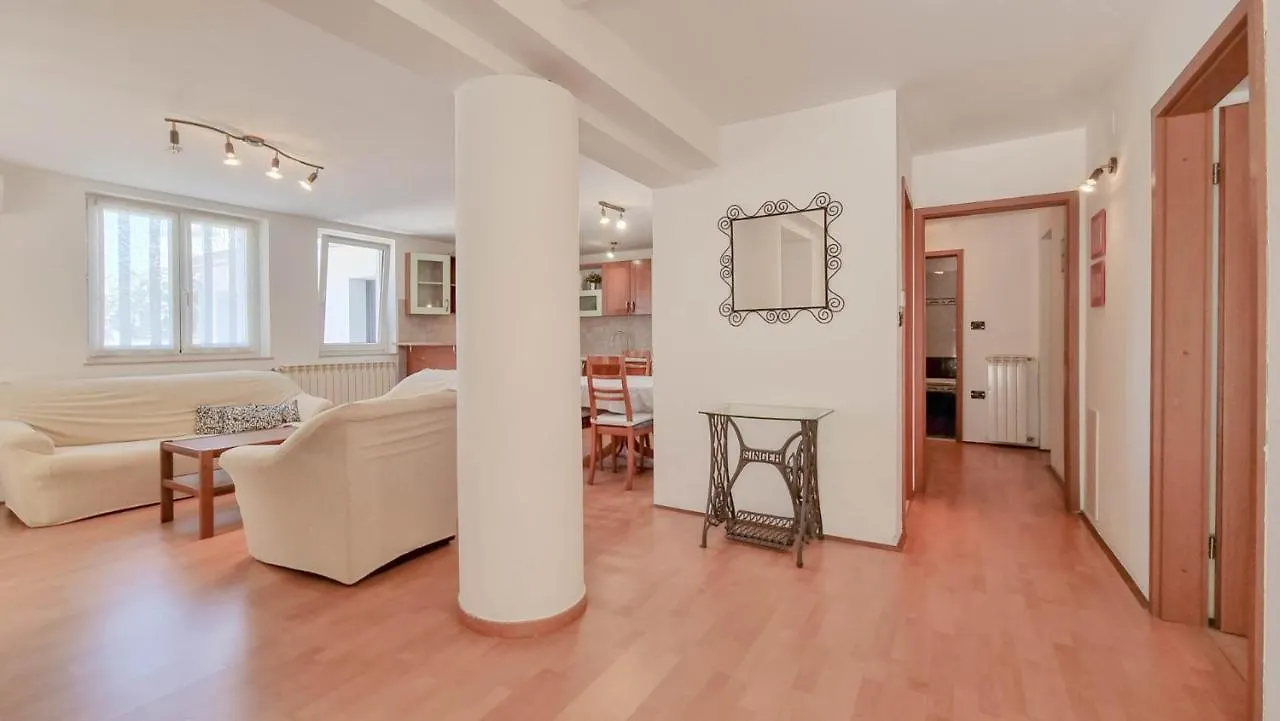 Appartement Ena à Novigrad Istria 0*,